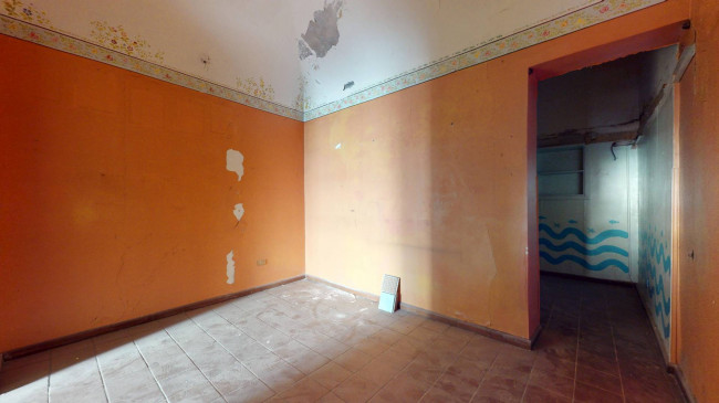 Locale commerciale in vendita