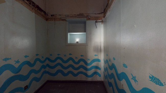 Locale commerciale in vendita