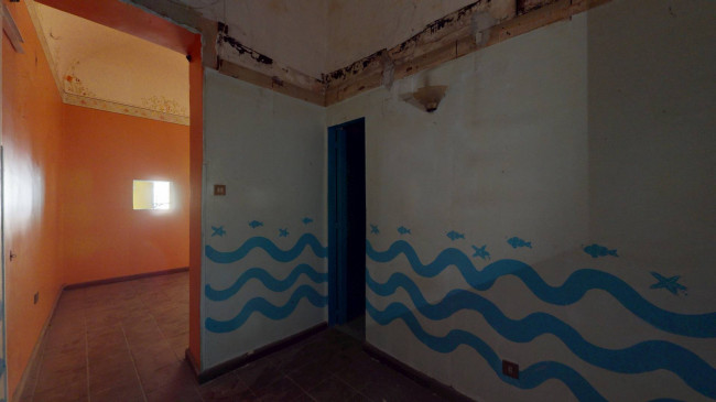 Locale commerciale in vendita