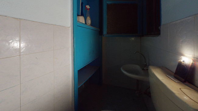 Locale commerciale in vendita