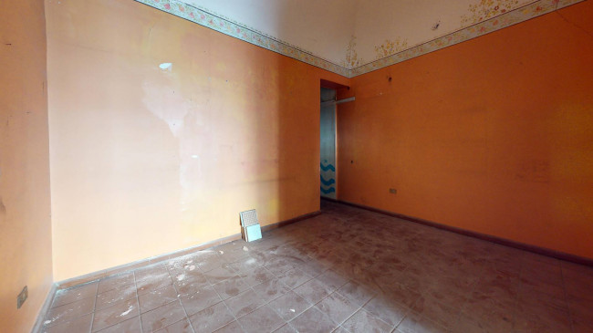 Locale commerciale in vendita