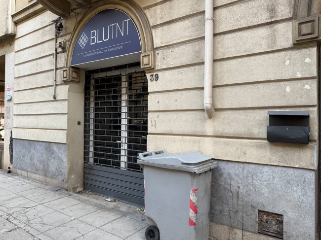 Locale commerciale in vendita