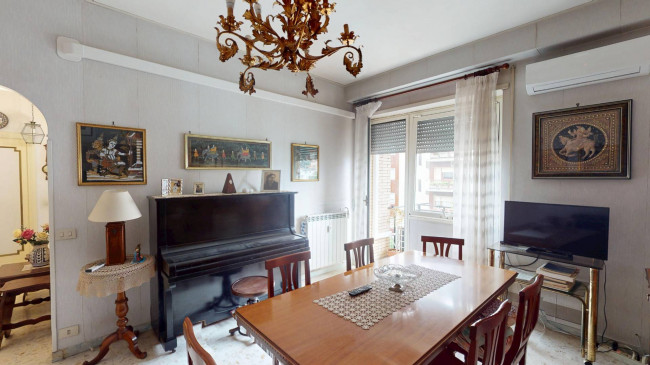 Trilocale in vendita