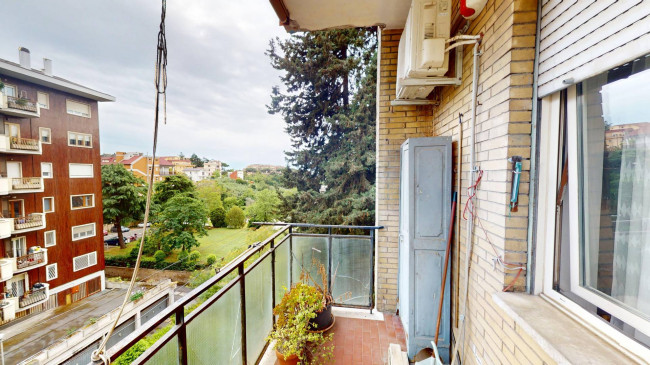 Trilocale in vendita