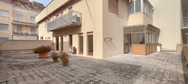 Appartamento in vendita