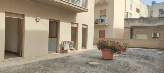 Appartamento in vendita