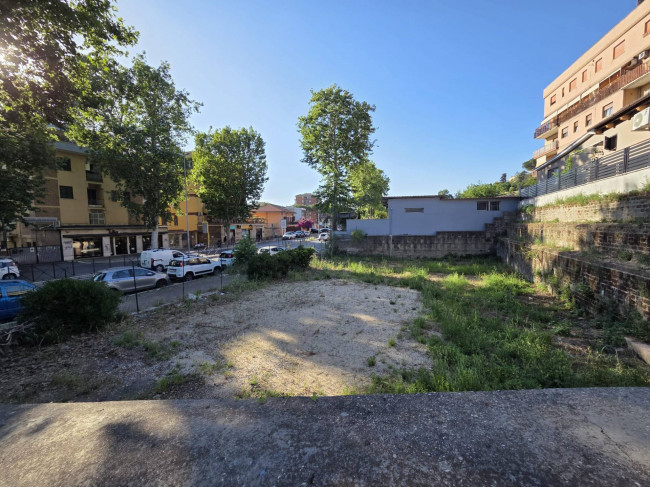 Terreno edificabile in affitto