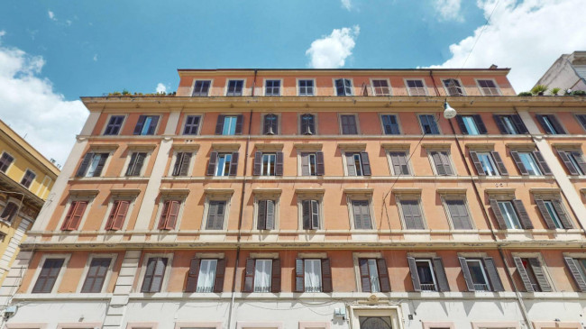 Appartamento in vendita