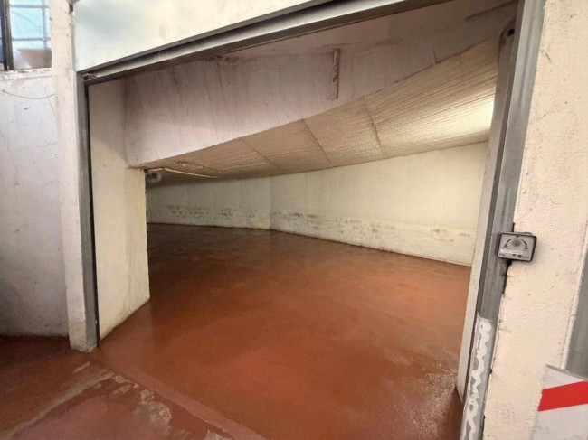Box o garage in vendita
