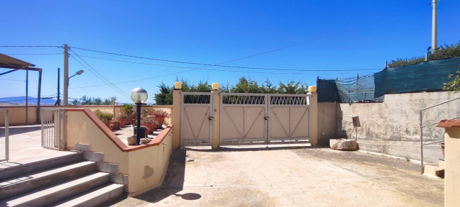 Casa Indipendente in vendita