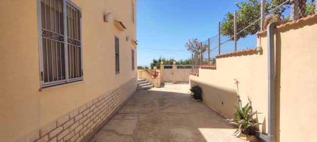 Casa Indipendente in vendita