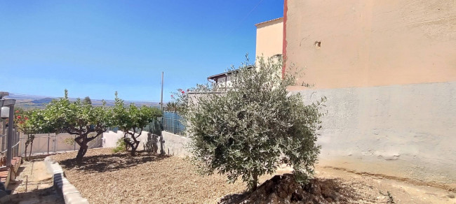 Casa Indipendente in vendita
