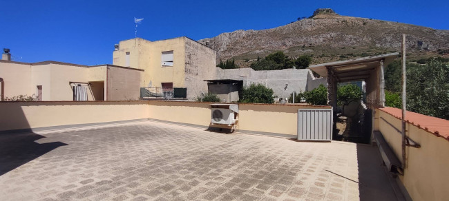 Casa Indipendente in vendita
