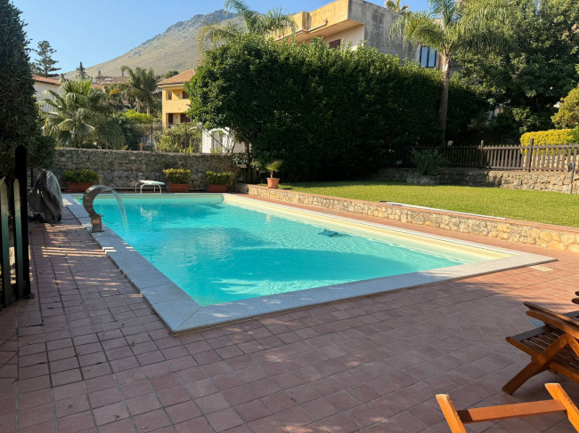 Villa in vendita