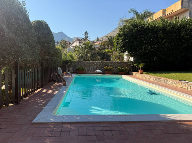 Villa in vendita
