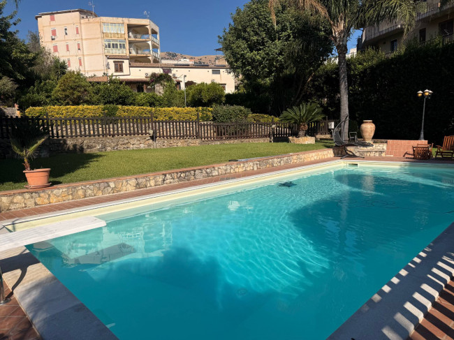 Villa in vendita