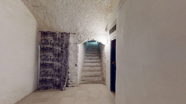 Cantina in vendita