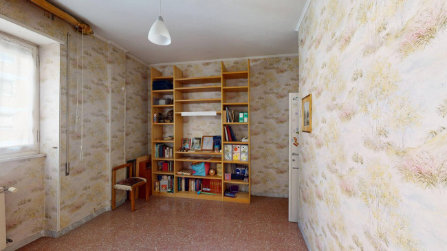 Pentalocale in vendita