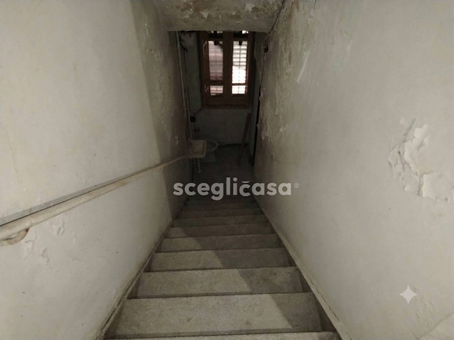 Stabile/Palazzo in vendita