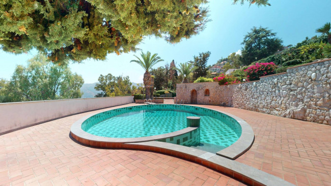 Villa in vendita