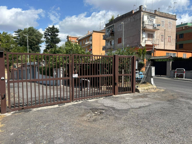 Box o garage in vendita