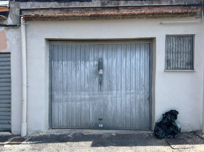 Box o garage in vendita