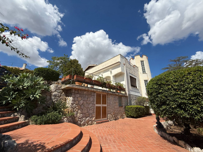 Villa in vendita