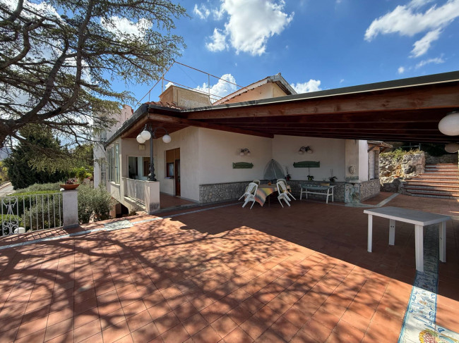 Villa in vendita