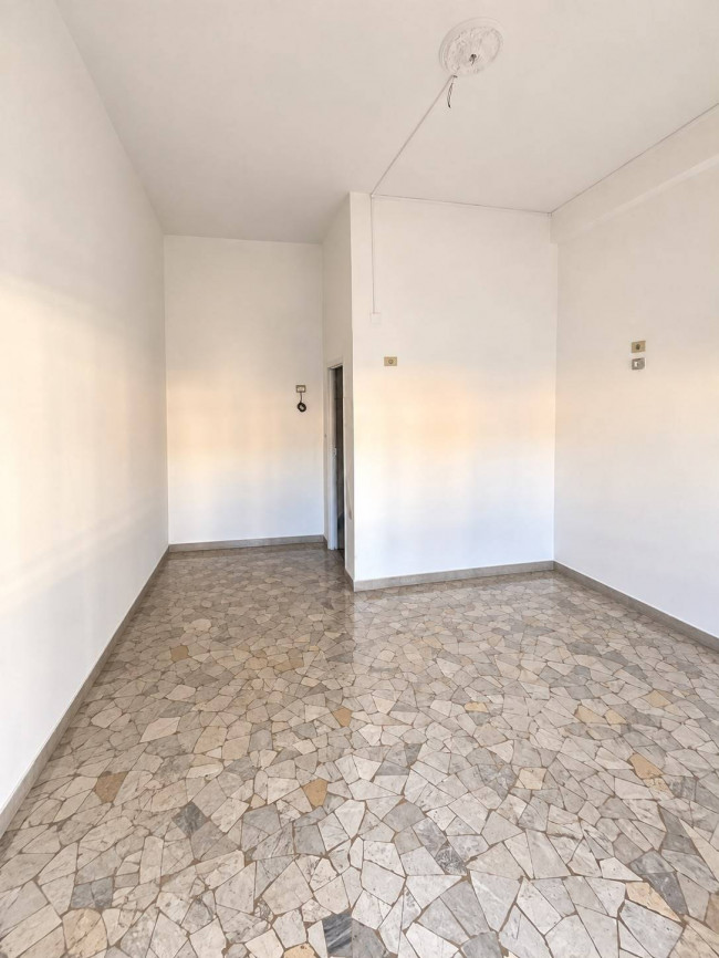 Locale commerciale in affitto