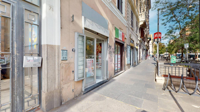 Locale commerciale in affitto/vendita