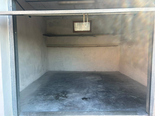 Box o garage in vendita