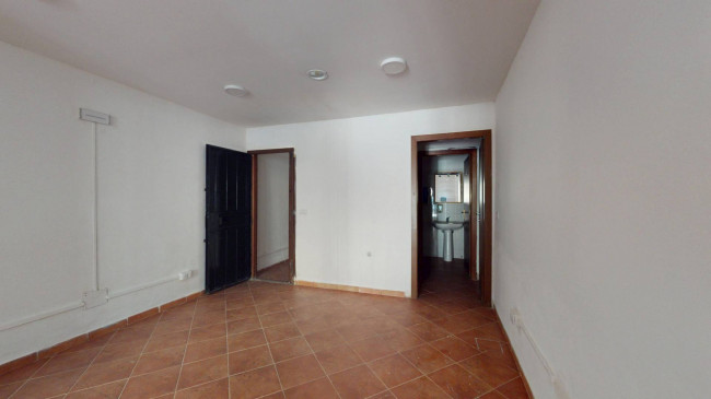 Locale commerciale in vendita
