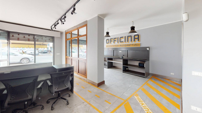 Locale commerciale in affitto