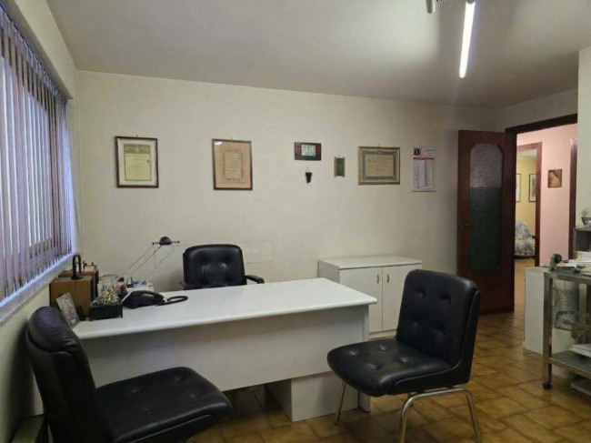 Studio/Ufficio in affitto