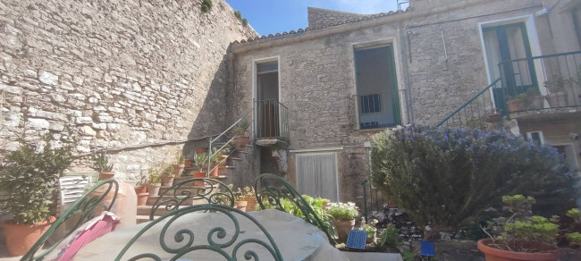 Appartamento in vendita