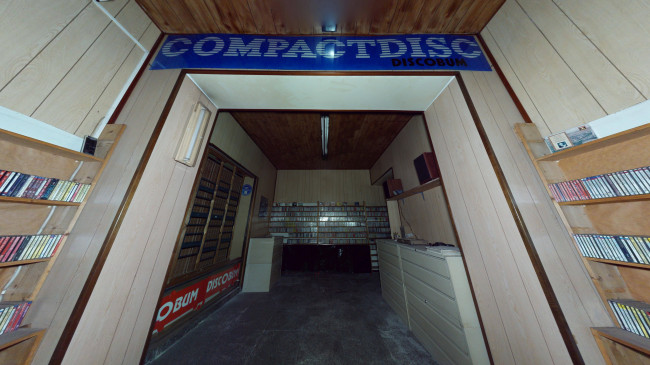 Locale commerciale in vendita