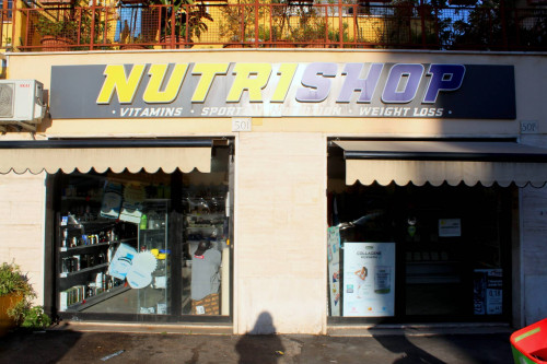 Locale commerciale in affitto