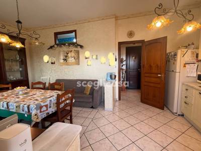 Appartamento in vendita