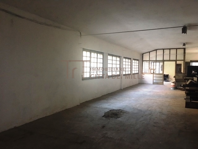 Capannone Commerciale BERGAMO vendita  Centro  Immobiliare Citt? dei Mille