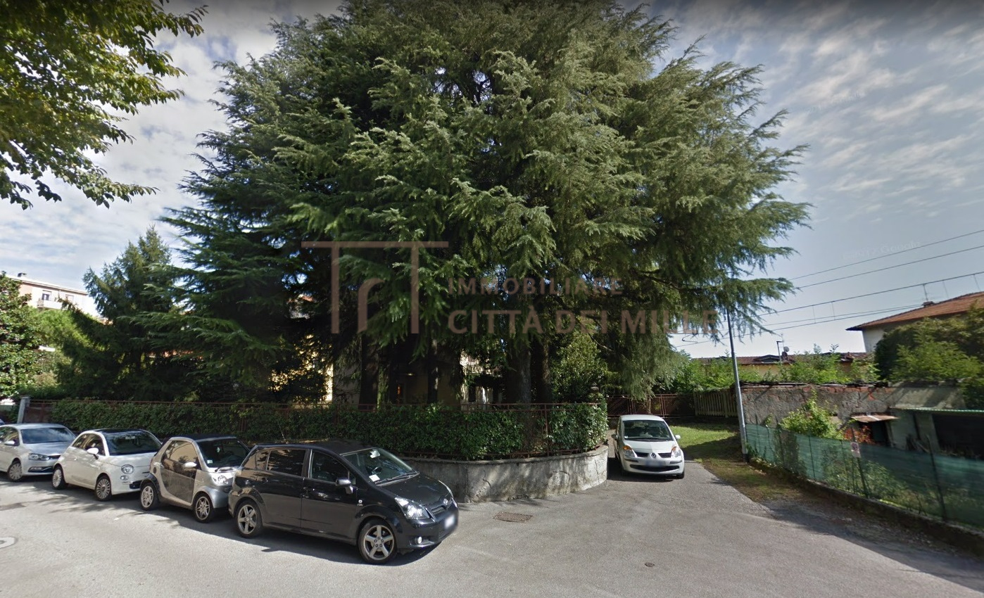 Villa Unifamiliare - Indipendente BERGAMO vendita  Carducci  Immobiliare Citt? dei Mille