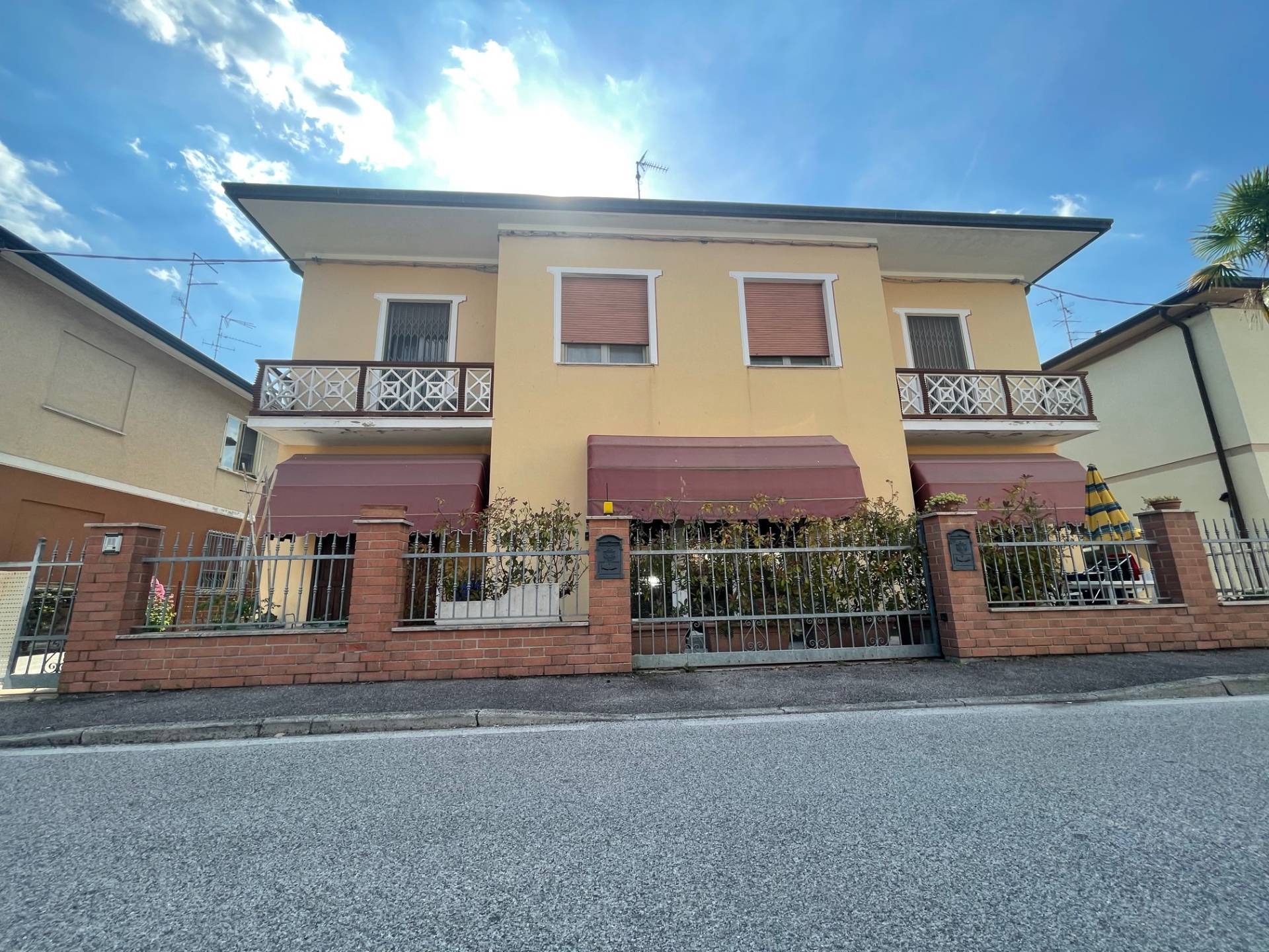 Casa indipendente in vendita a Tresignana (FE)