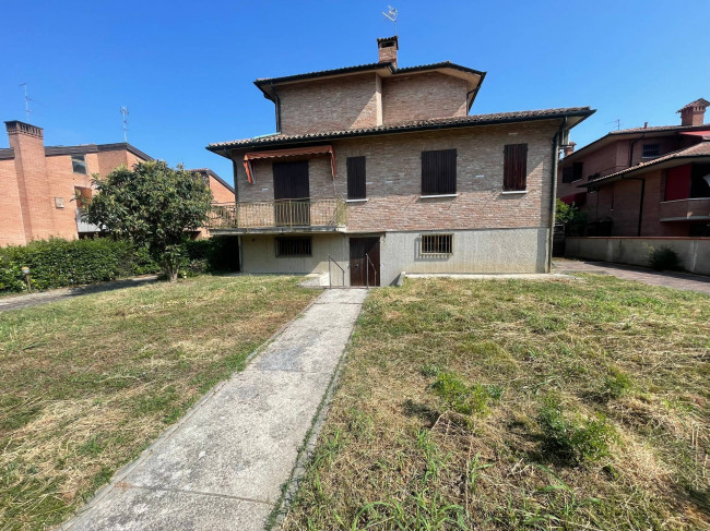 Casa indipendente in vendita a Ferrara (FE)