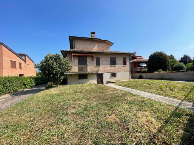 Casa indipendente in vendita a Ferrara (FE)