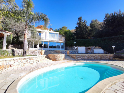 Villa for Sale in La Turbie