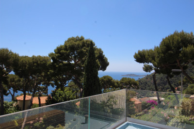 Villa for Rent in Èze