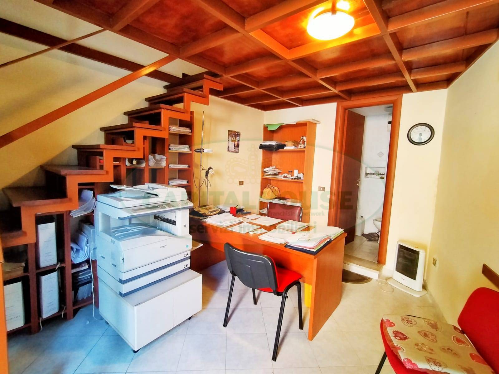 Ufficio - Loc.Com. CASORIA vendita    CAPITAL HOUSE POMIGLIANO D