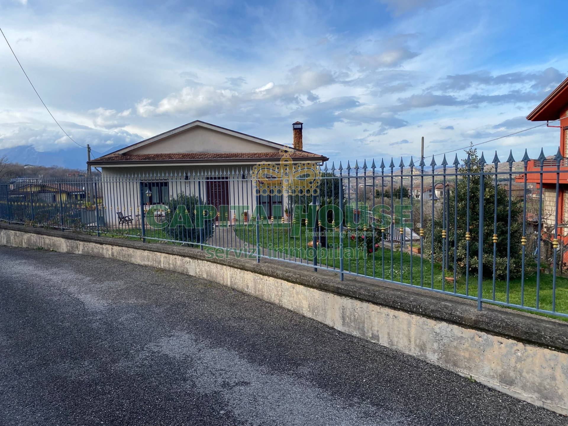Villa in vendita a San Michele Di Serino (AV)