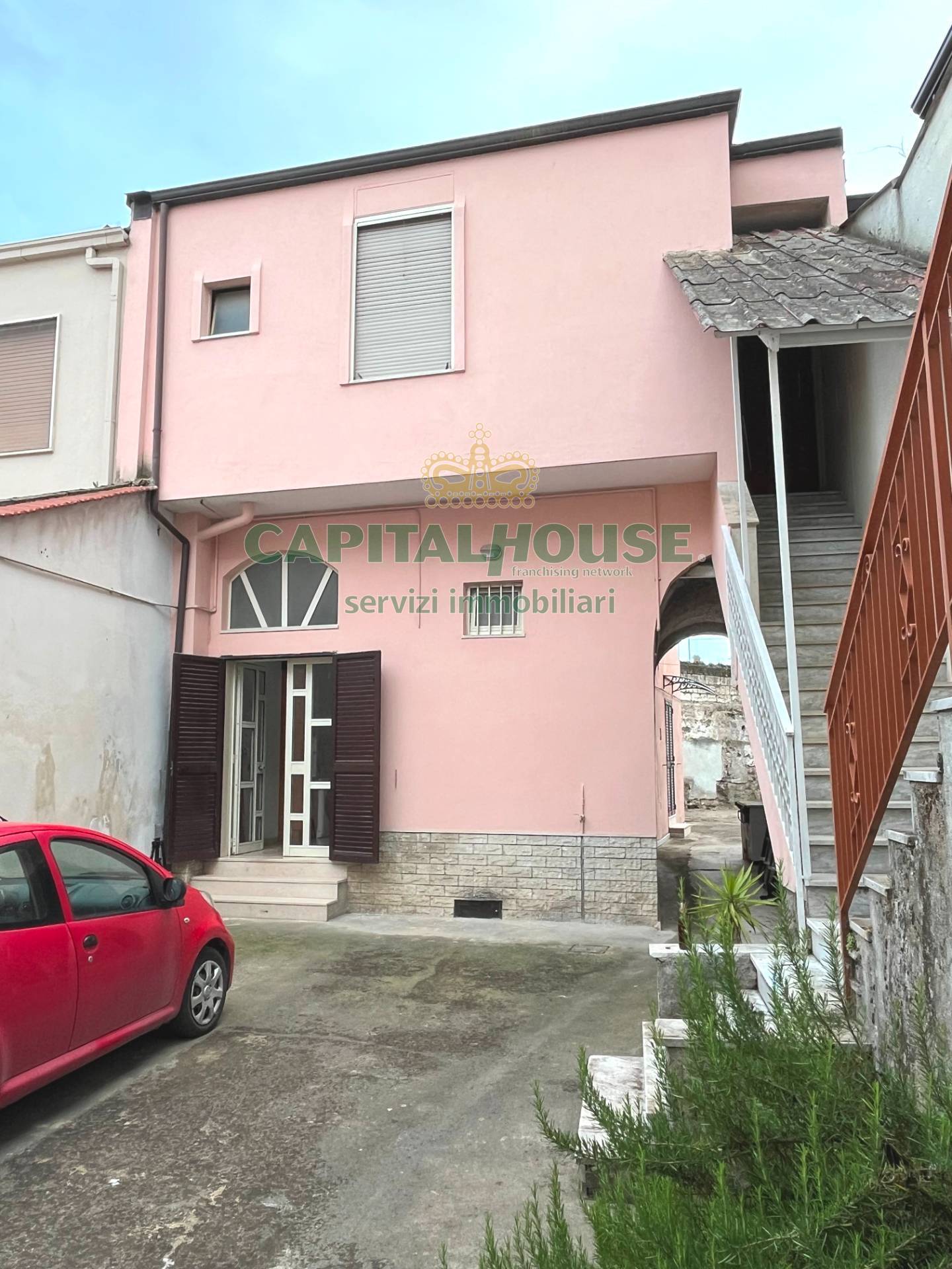 Casa semi-indipendente in vendita a Santa Maria Capua Vetere (CE)