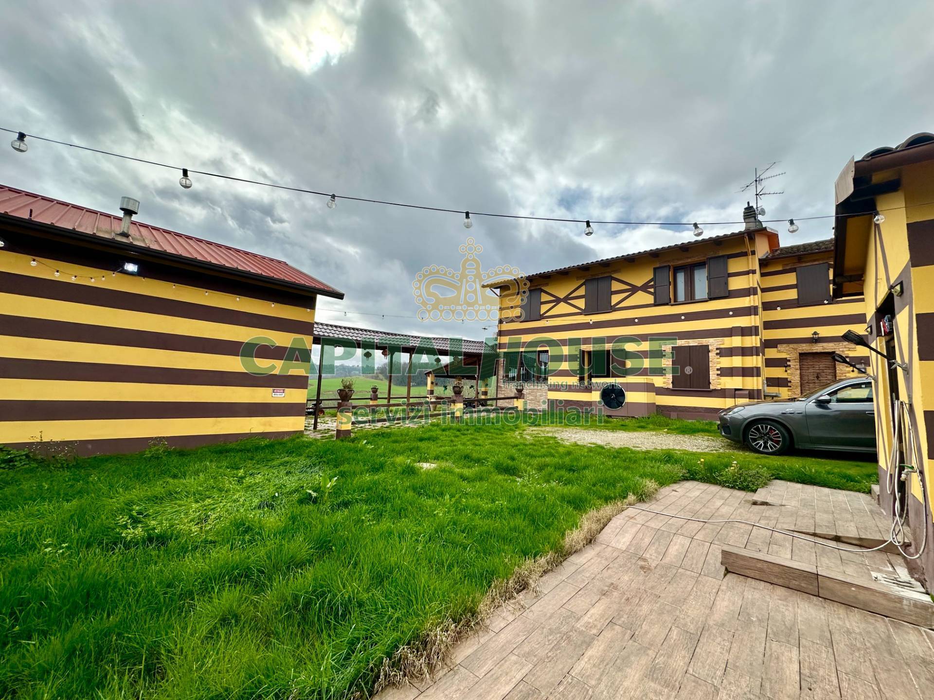 Villa in vendita a Castel San Pietro Terme (BO)