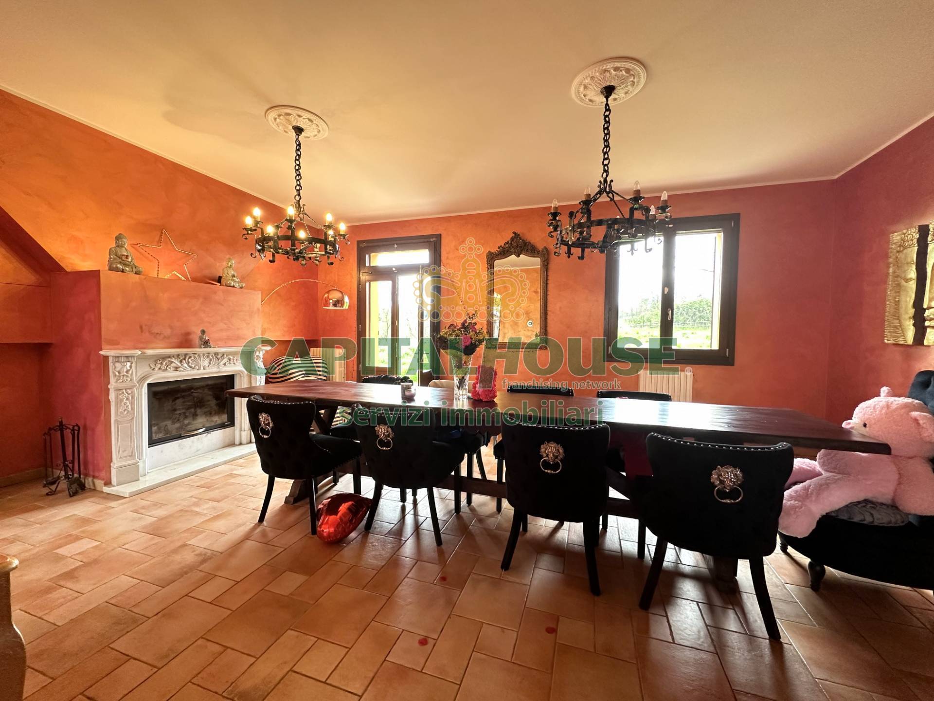 Villa in vendita a Castel San Pietro Terme (BO)